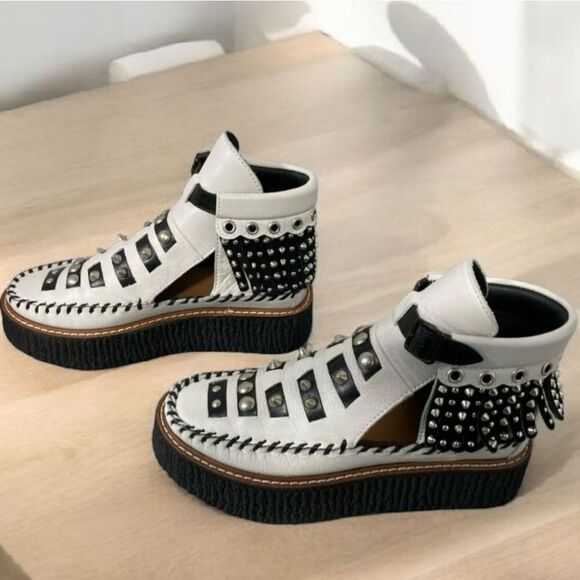 COACH Roccasin Cut Out Bootie Sz 5B Like NEW CONDITION - Picture 9 of 11